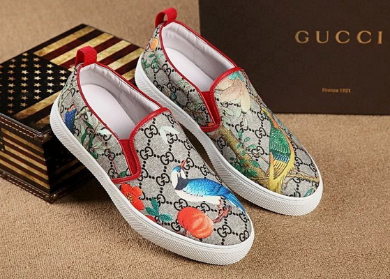 Gucci Men Loafers_250